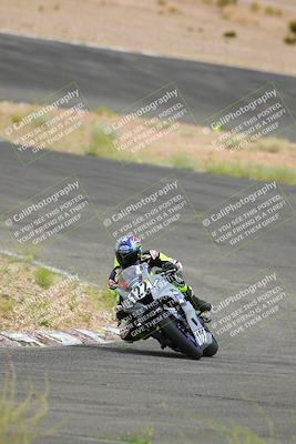 media/Jun-04-2022-WERA (Sat) [[b852bbbd55]]/Race 9 LW Twins Superbike V6 LW D Superstock/